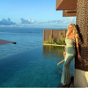 Ser.O.Ya Retrofete Narissa Metallic Knit Maxi Dress XXS